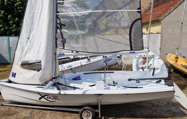 Topper Xenon 4,5m + wózek slipowy (1)