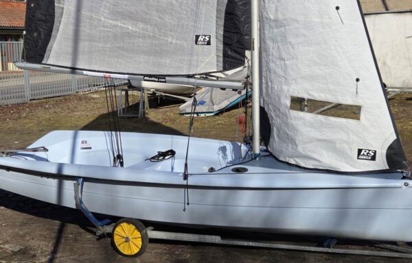 RS Vision + wózek slipowy (1)