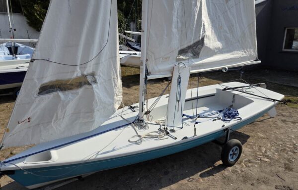 Laser II Regatta 4,39m + wózek slipowy (4)