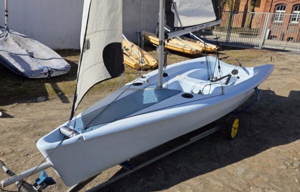 RS Vision + wózek slipowy – Z USZKODZENIEM