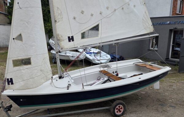 Laser 13 + wózek slipowy (1)