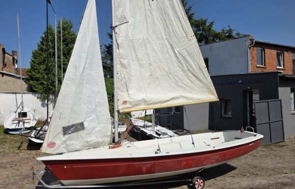 Laser 16 + wózek slipowy
