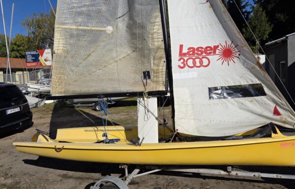 Laser 3000 skiff